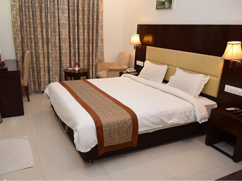 Hotel Sai Jashan Shirdi Exterior foto