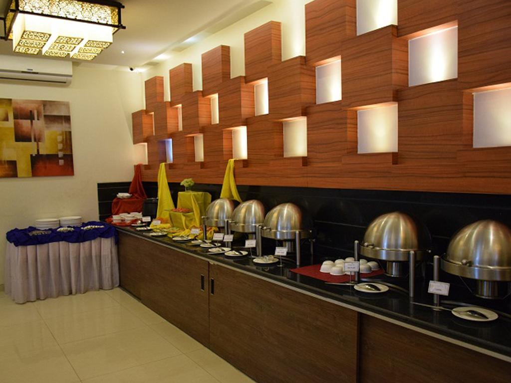 Hotel Sai Jashan Shirdi Exterior foto