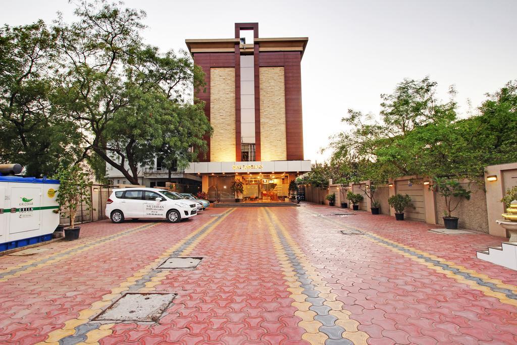 Hotel Sai Jashan Shirdi Exterior foto