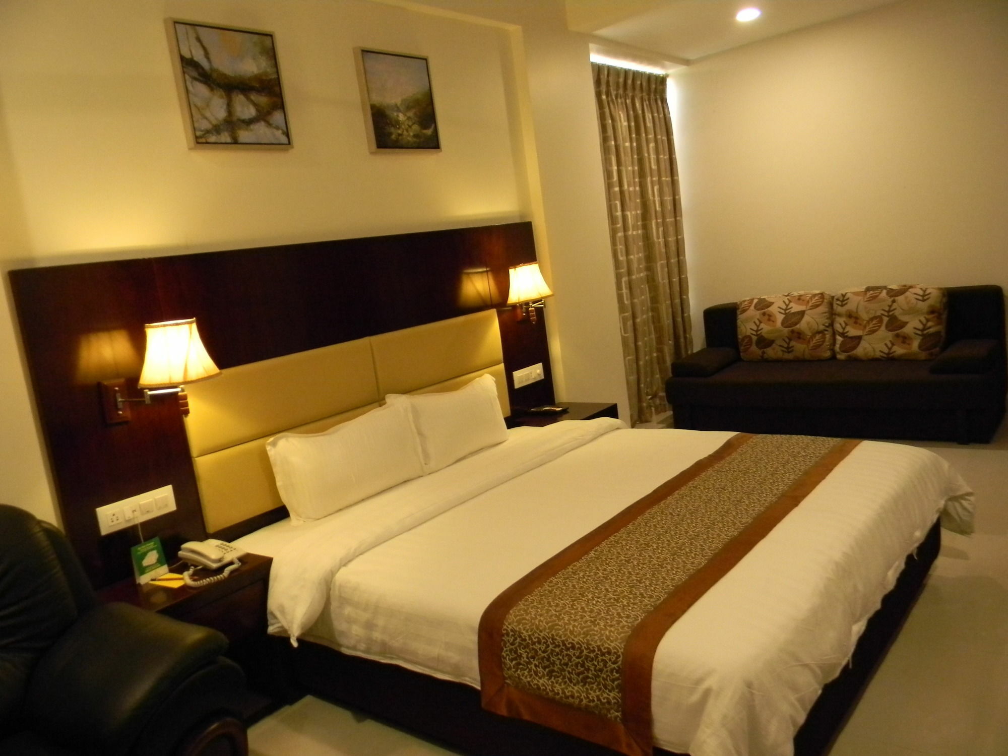 Hotel Sai Jashan Shirdi Exterior foto