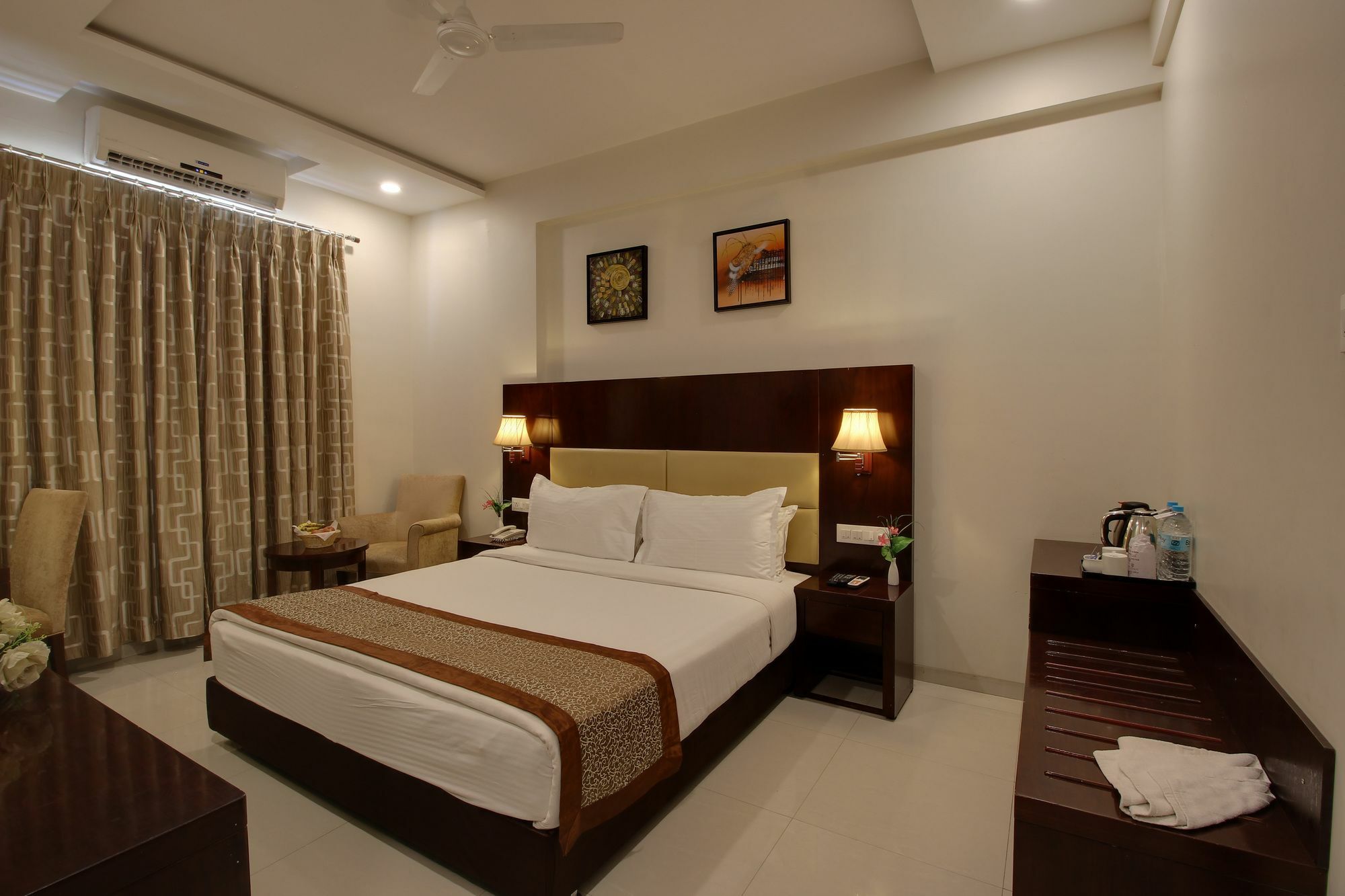 Hotel Sai Jashan Shirdi Exterior foto