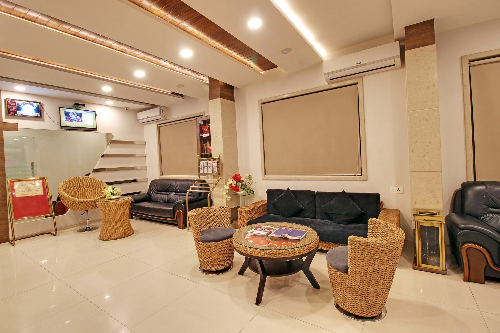 Hotel Sai Jashan Shirdi Exterior foto